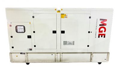 Дизельный генератор MGE P200YI в кожухе